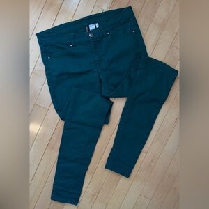 Retro Y2K H&M Divided Emerald Green Skinny Pants| US 8
